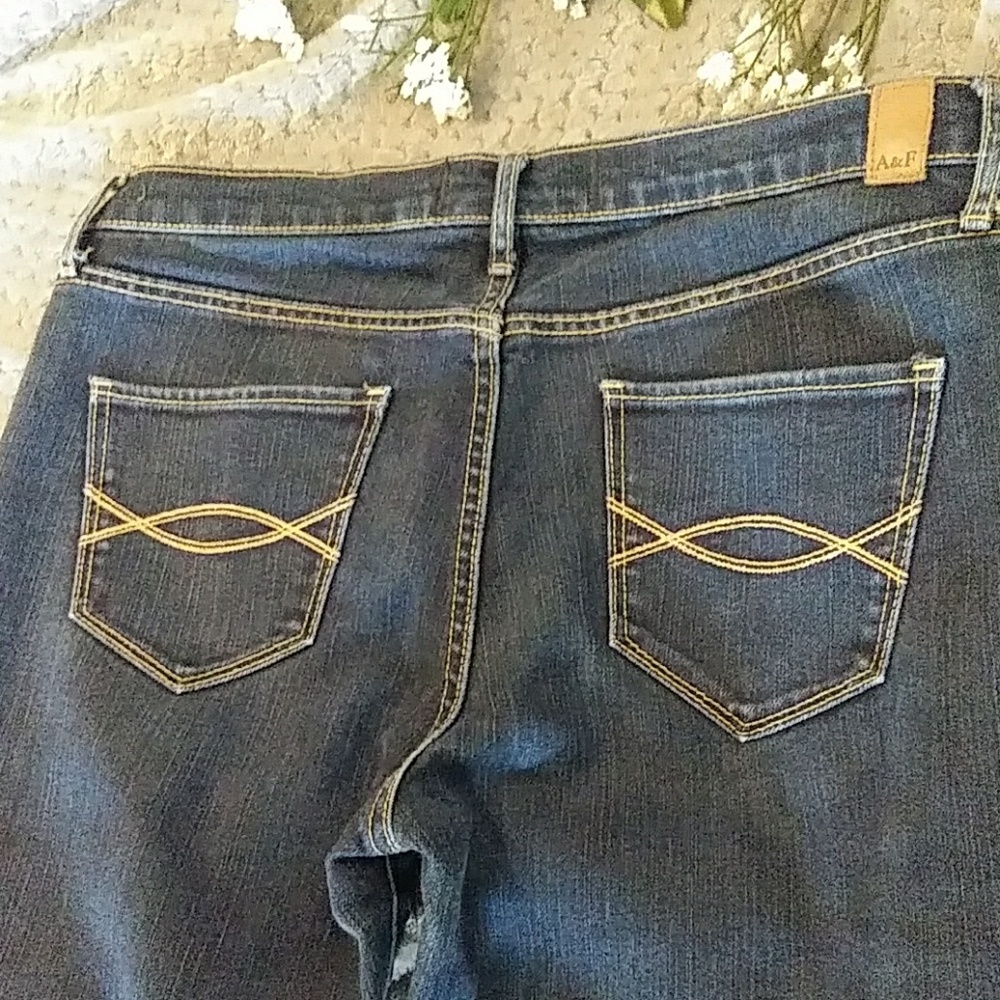 Abercrombie & Fitch " Erin" skinny jeans